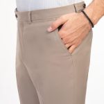 شلوار پارچه‌ای اسلیم فیت مردانه ام کی مدل 2152 رنگ کرم